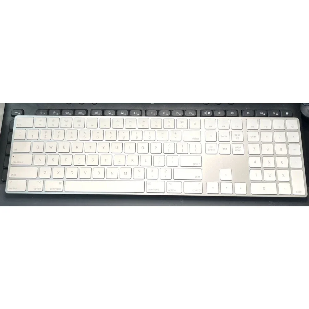 APPLE A1843 Magic Keyboard with Numeric Keypad Bluetooth iMac Macbook iPad iPod